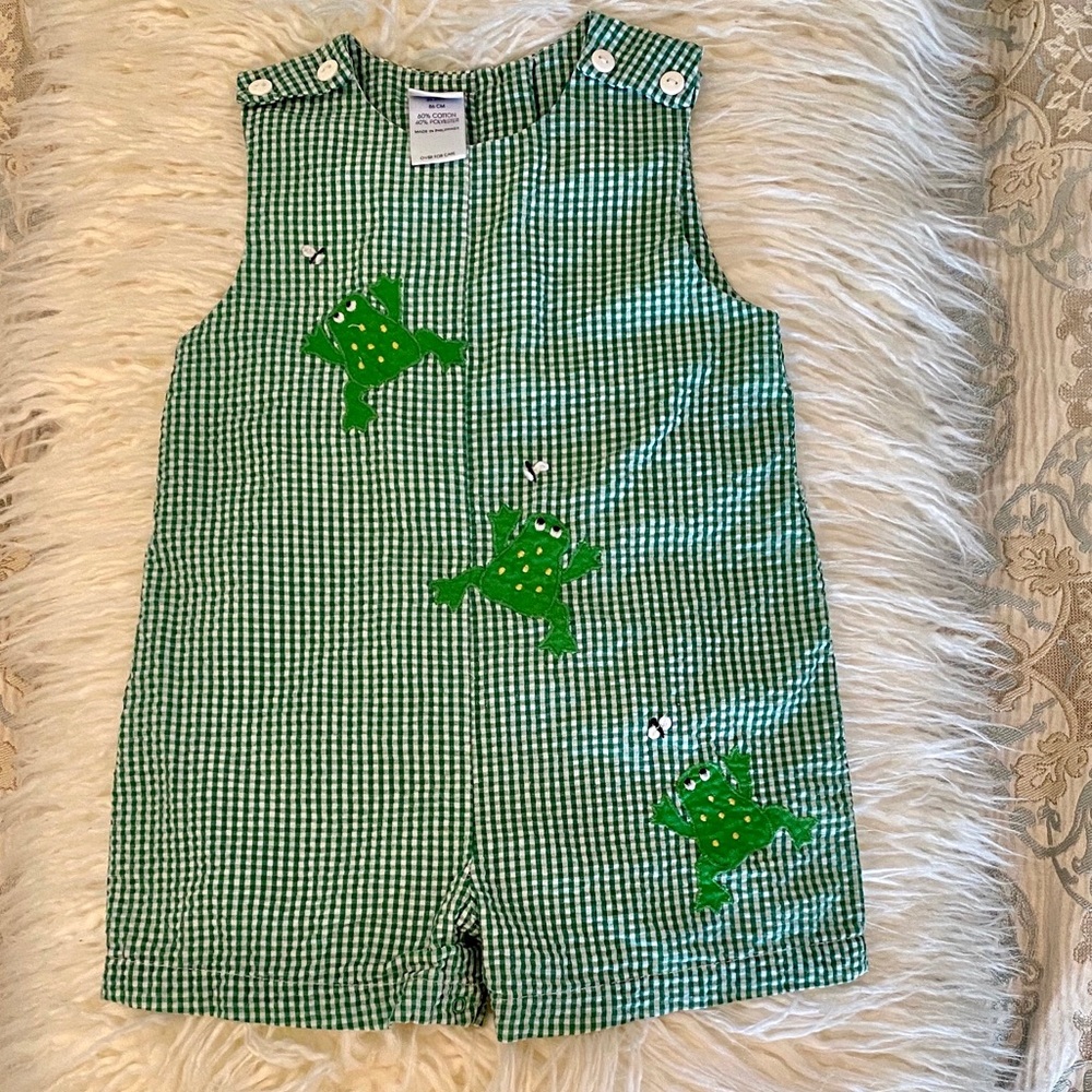 EUC green gingham size 24 months outfit